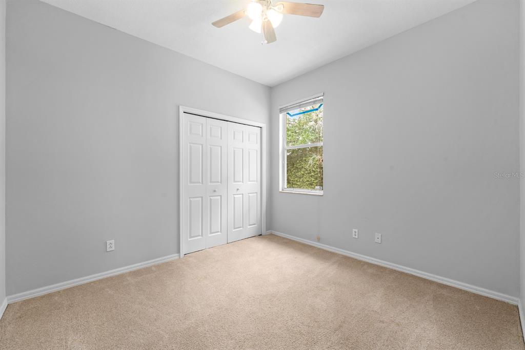 4302 River Close Boulevard Valrico, FL 33596 - Photo 17 of 37