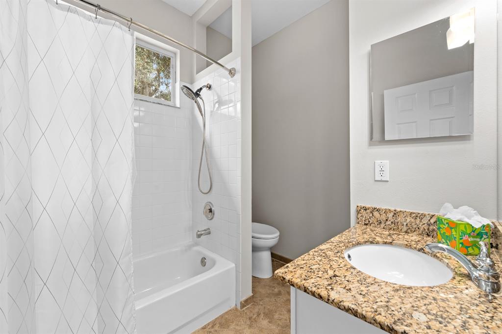 4302 River Close Boulevard Valrico, FL 33596 - Photo 18 of 37