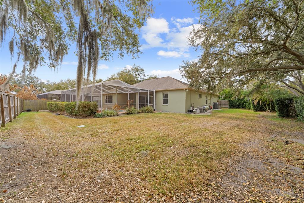 4302 River Close Boulevard Valrico, FL 33596 - Photo 32 of 37