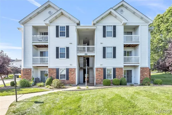 $175,000 | 16538 Victoria Crossing Drive, Unit A, Grover, MO 63040