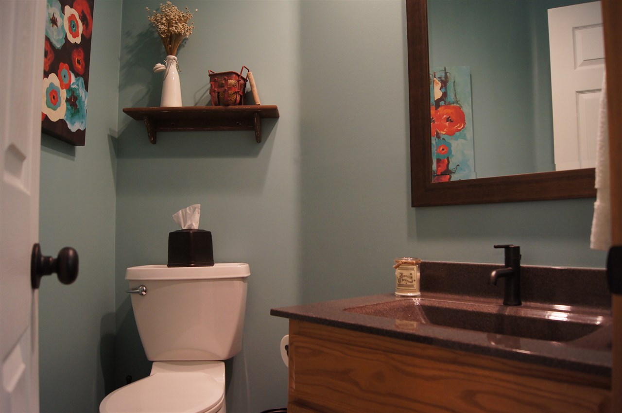 2549 East Wilcox Road Warsaw, IN 46580 - Photo 10 of 28 Gallery Image 10
