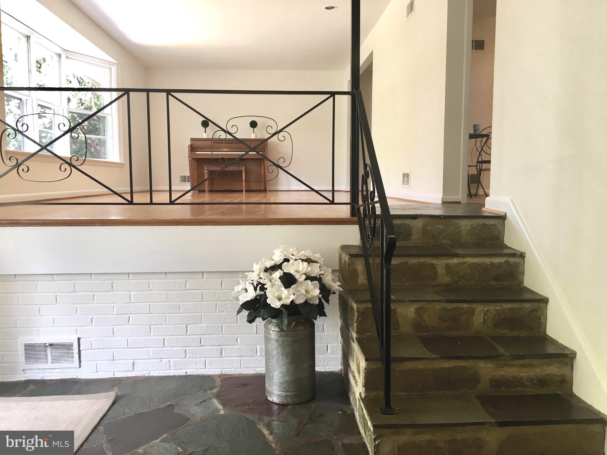 6901 Millwood Road Bethesda, MD 20817 - Photo 2 of 28 Entry Foyer - 5 level split!