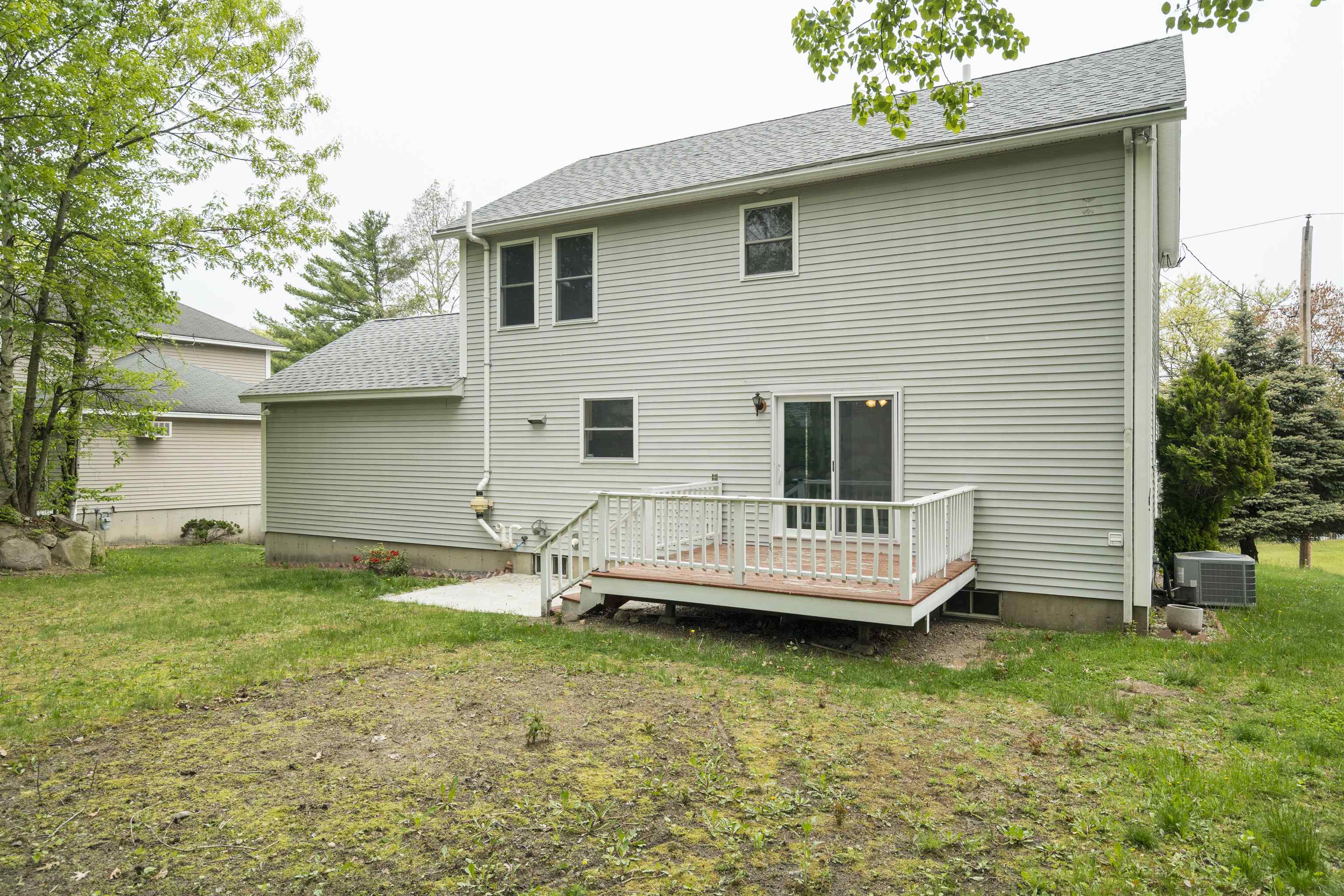 69 Barrett Street Manchester, NH 03104 - Photo 18 of 18