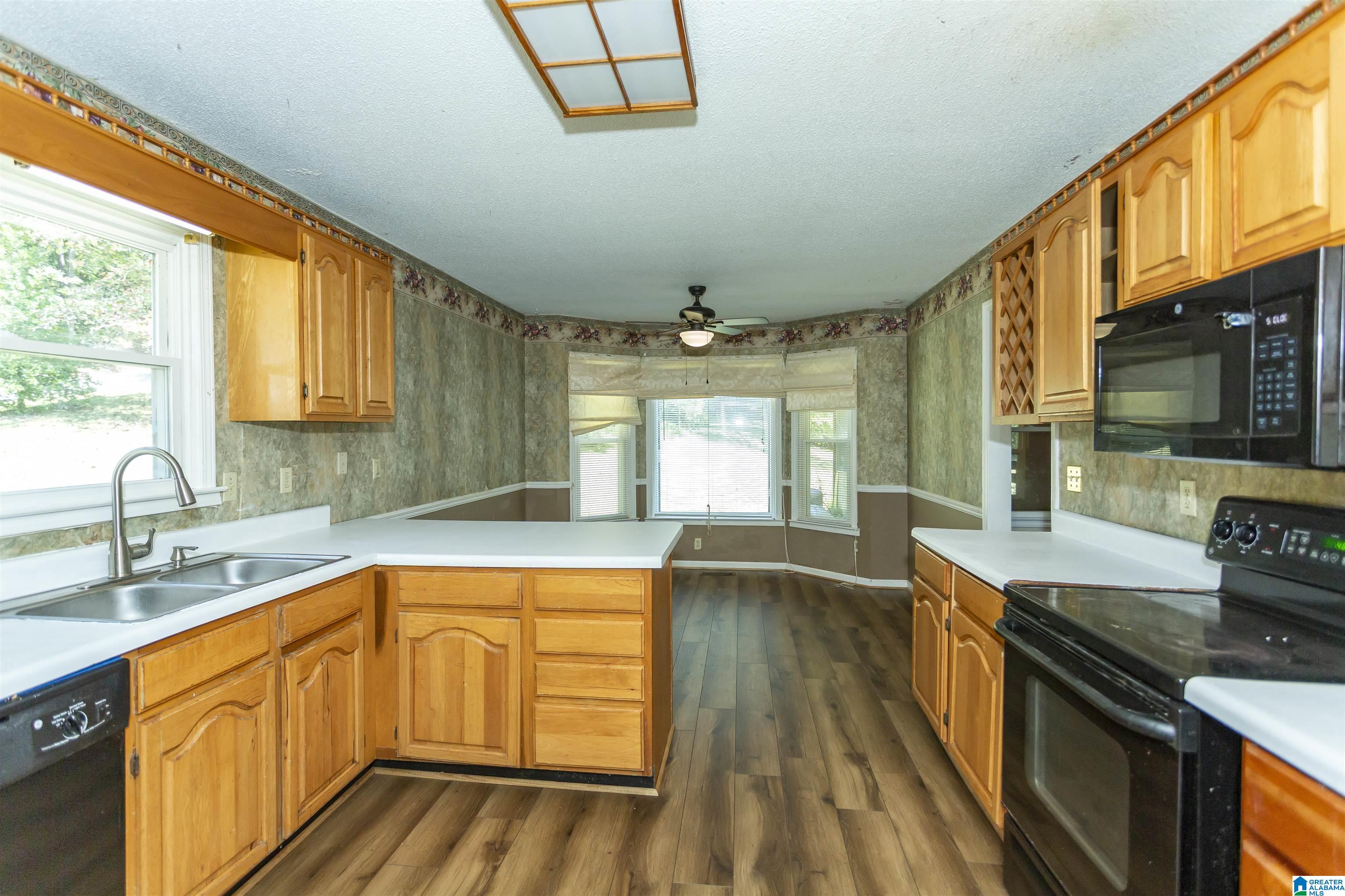 1901 Lakeside Drive McCalla, AL 35111 - Photo 19 of 63