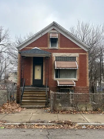 $74,900 | 5245 South Racine Avenue, Chicago, IL 60609