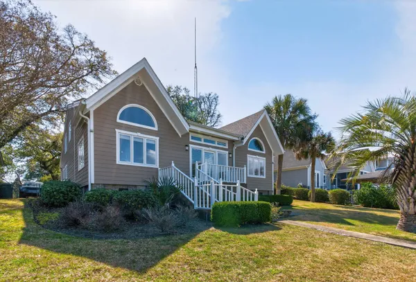 $1,095,000 | 296 Rum Gully Road, Murrells Inlet, SC 29576