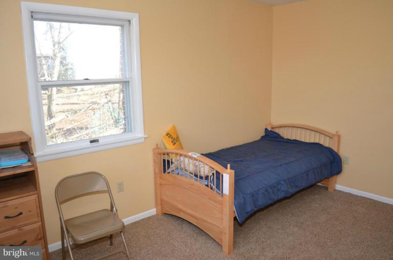 23945 Stringtown Road Clarksburg, MD 20871 - Photo 8 of 20 Bedroom