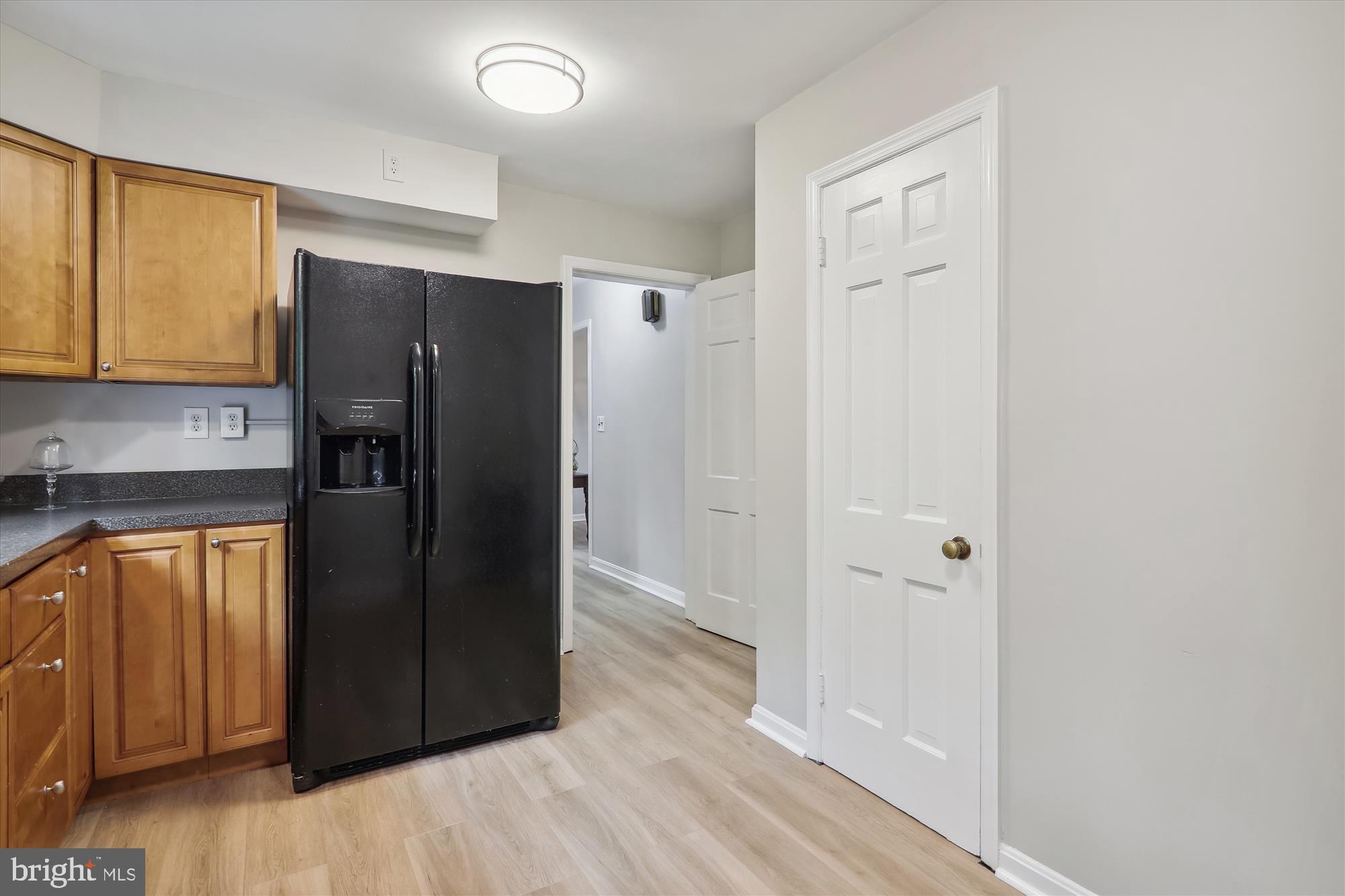 7400 Adelphi Road Hyattsville, MD 20783 - Photo 11 of 38 Large pantry