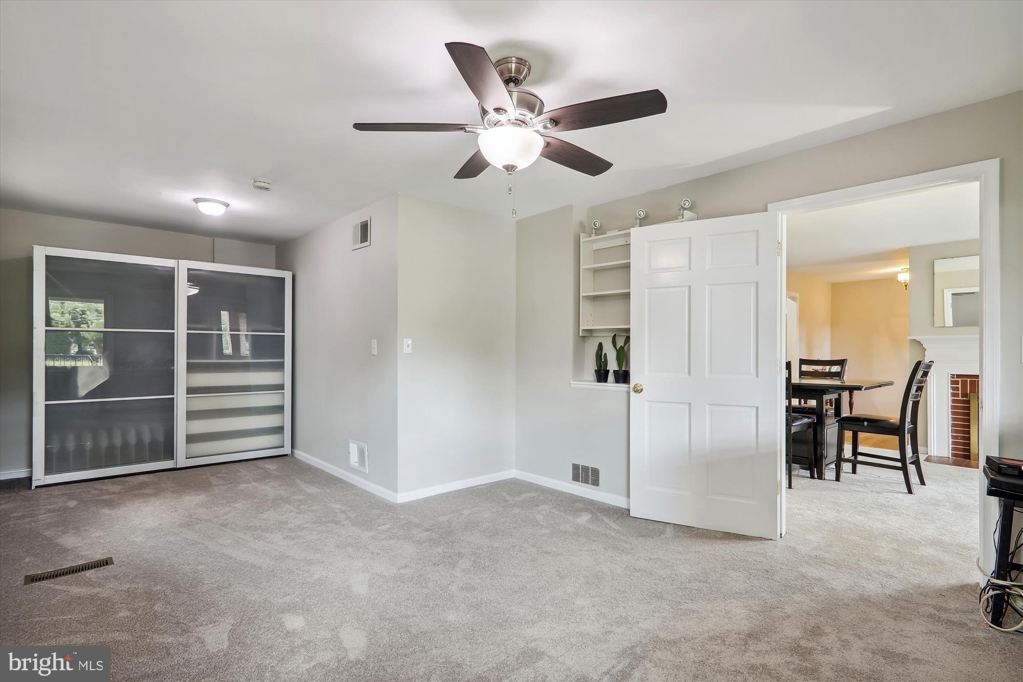 7400 Adelphi Road Hyattsville, MD 20783 - Photo 17 of 38 Fifth Bedroom
