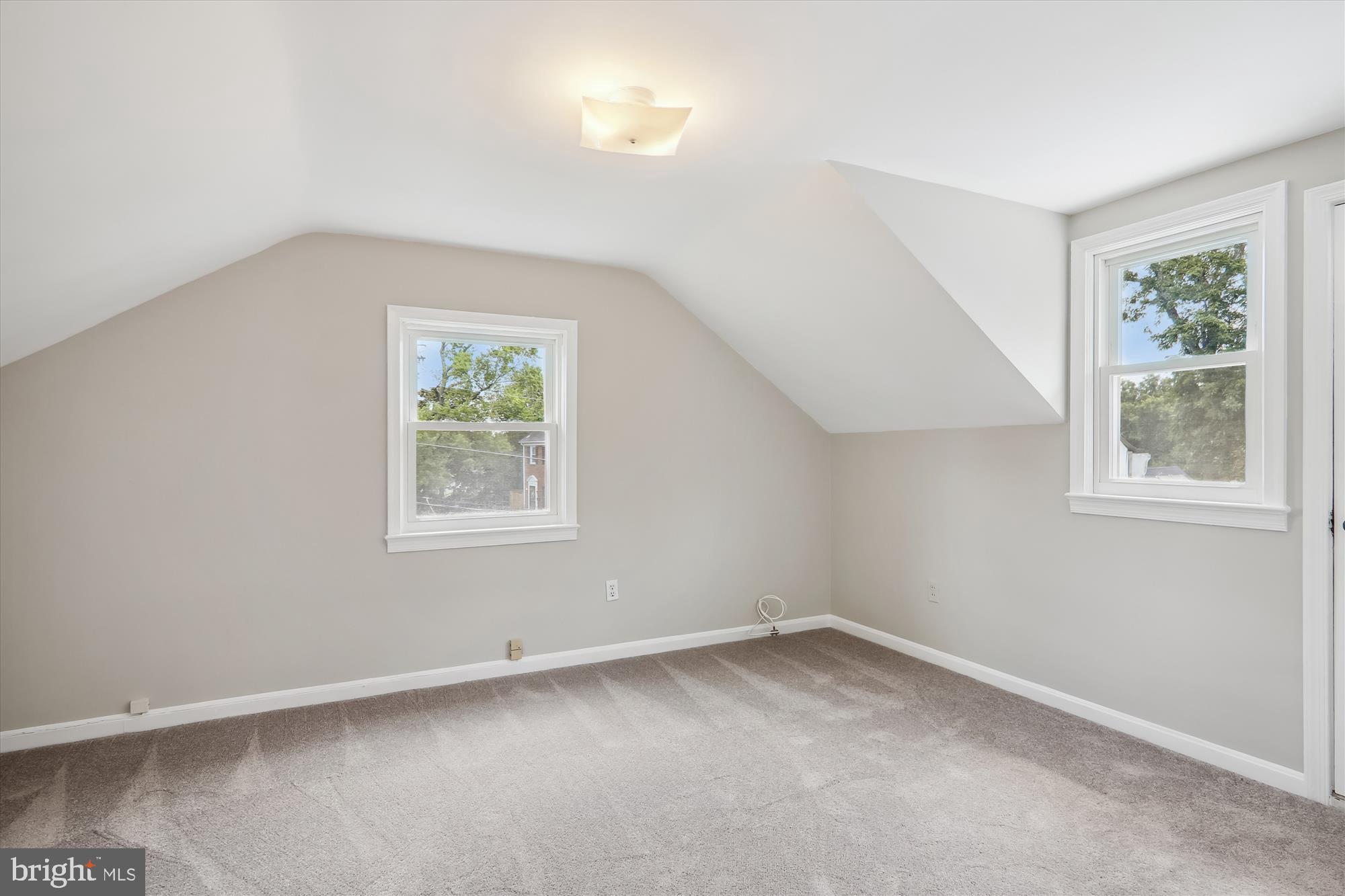 7400 Adelphi Road Hyattsville, MD 20783 - Photo 26 of 38 Bedroom 3 on upper level