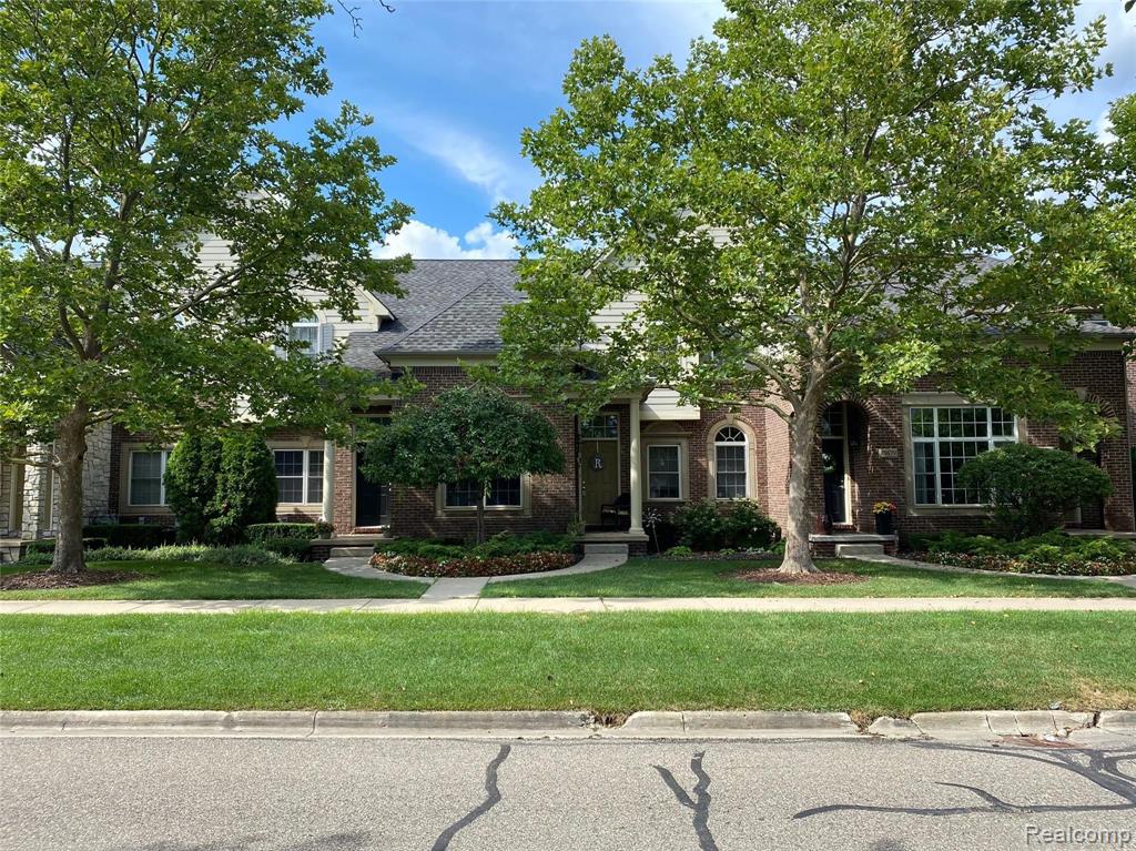 45681 North Stonewood Road, Unit 59 Canton, MI 48187 - Photo 2 of 63