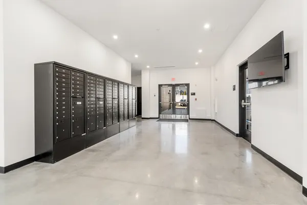 $2,400 | 600 Broadway, Unit 413, Chelsea, MA 02150