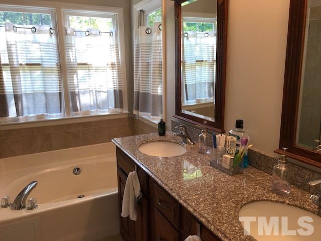 2 Ennis Court Raleigh, NC 27613 - Photo 18 of 28