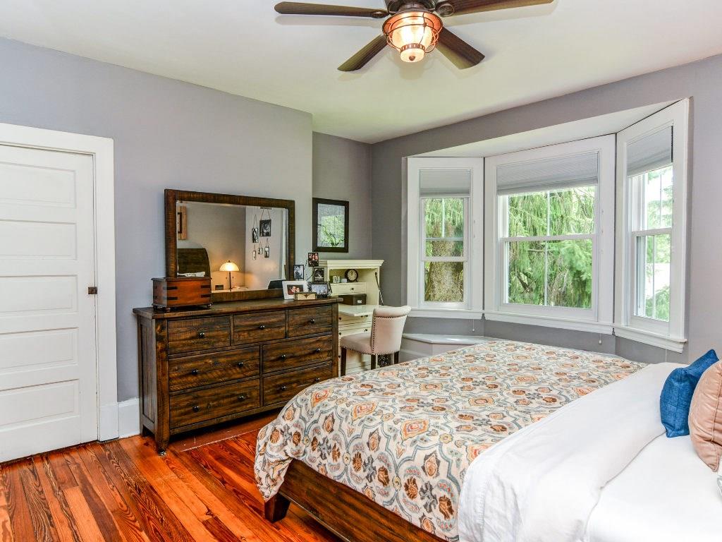 1040 West Ingomar Road Pittsburgh, PA 15237 - Photo 15 of 25 Gallery Image 15