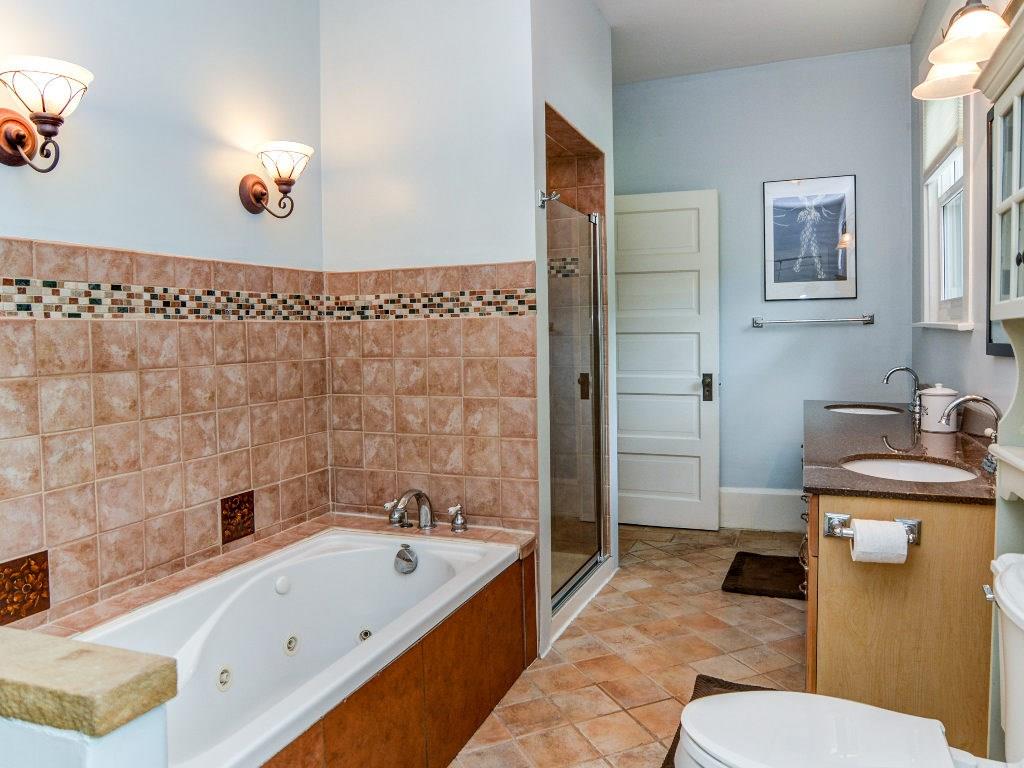 1040 West Ingomar Road Pittsburgh, PA 15237 - Photo 16 of 25 Gallery Image 16