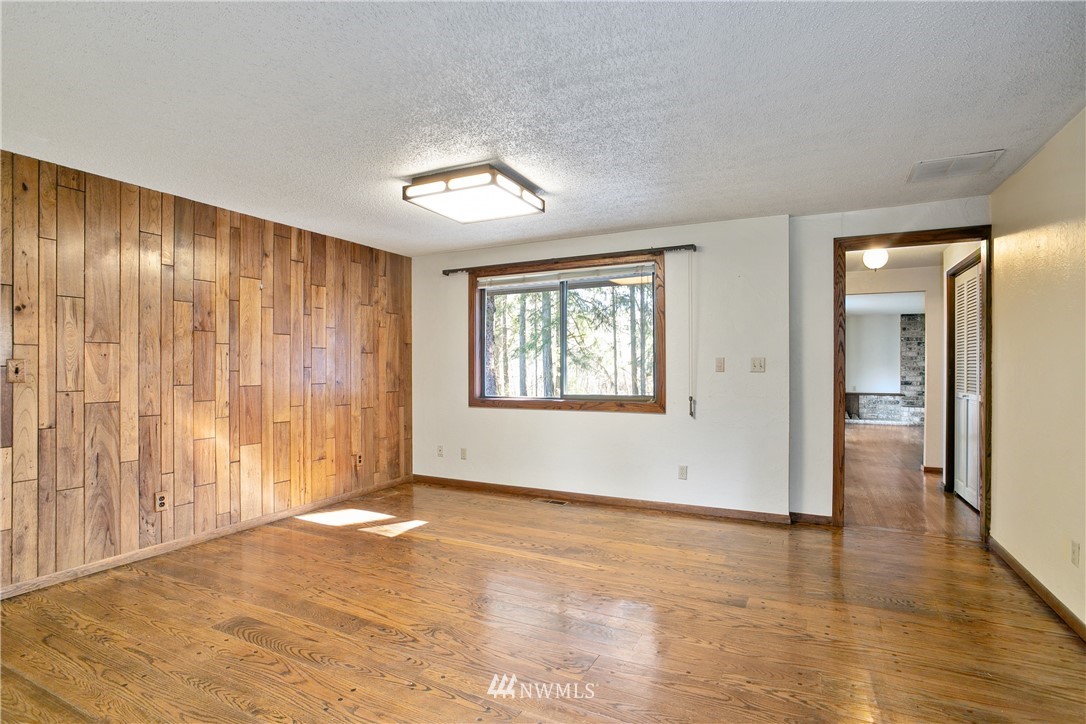 281 Southeast Taylor Road Shelton, WA 98584 - Photo 11 of 29 Gallery Image 11