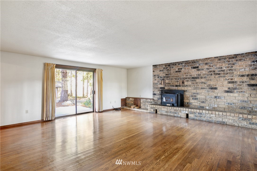 281 Southeast Taylor Road Shelton, WA 98584 - Photo 8 of 29 Gallery Image 8