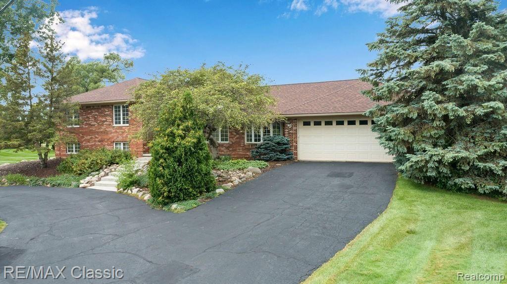 3730 Sleeth Road Commerce Township, MI 48382 - Photo 1 of 59 3730 Sleeth Road (1).JPG