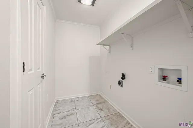 $269,900 | 2209 Live Oak Drive, Brusly, LA 70719