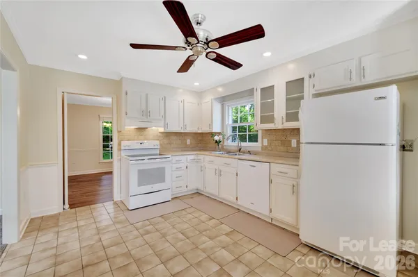 $2,100 | 901 Winter Wood Drive, Matthews, NC 28105