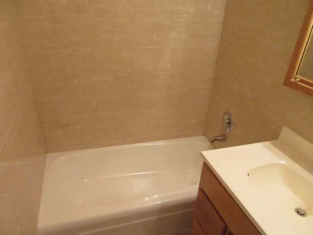 $1,450 | 7234 West North Avenue, Unit 1008, Elmwood Park, IL 60707