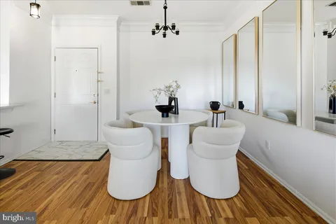 $345,000 | 1591 Spring Gate Dr., Unit 3406, McLean, VA 22102