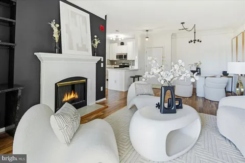 $345,000 | 1591 Spring Gate Dr., Unit 3406, McLean, VA 22102