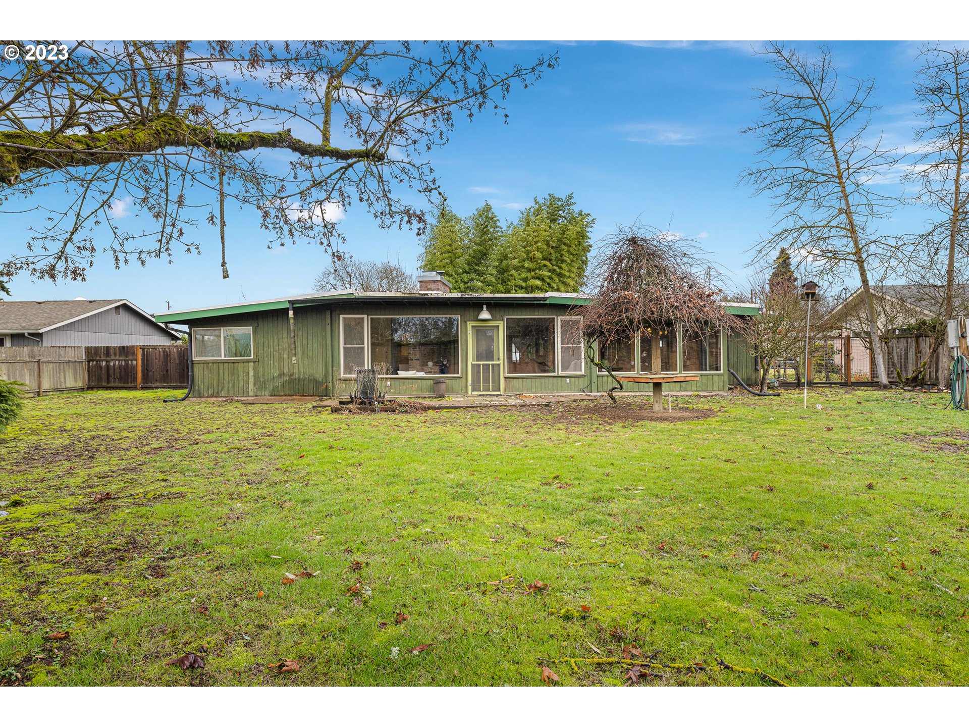 2635 Nova Street Springfield, OR 97477 - Photo 29 of 31 a front view of a house with a yard
