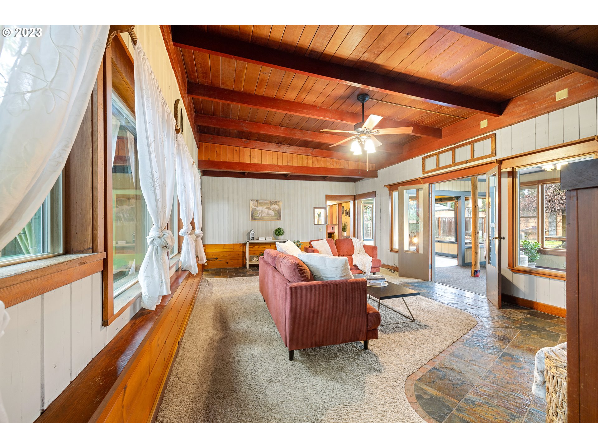 2635 Nova Street Springfield, OR 97477 - Photo 6 of 31 a living room with furniture and a large window