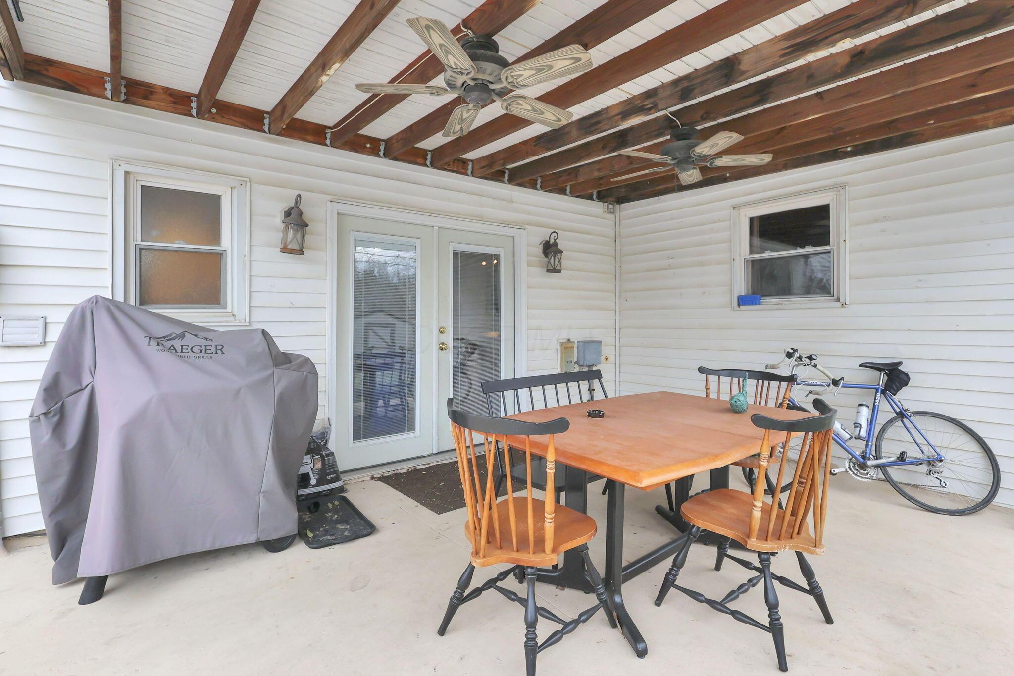 1065 Bernard Road Columbus, OH 43221 - Photo 43 of 58 Perfect for Entertaining