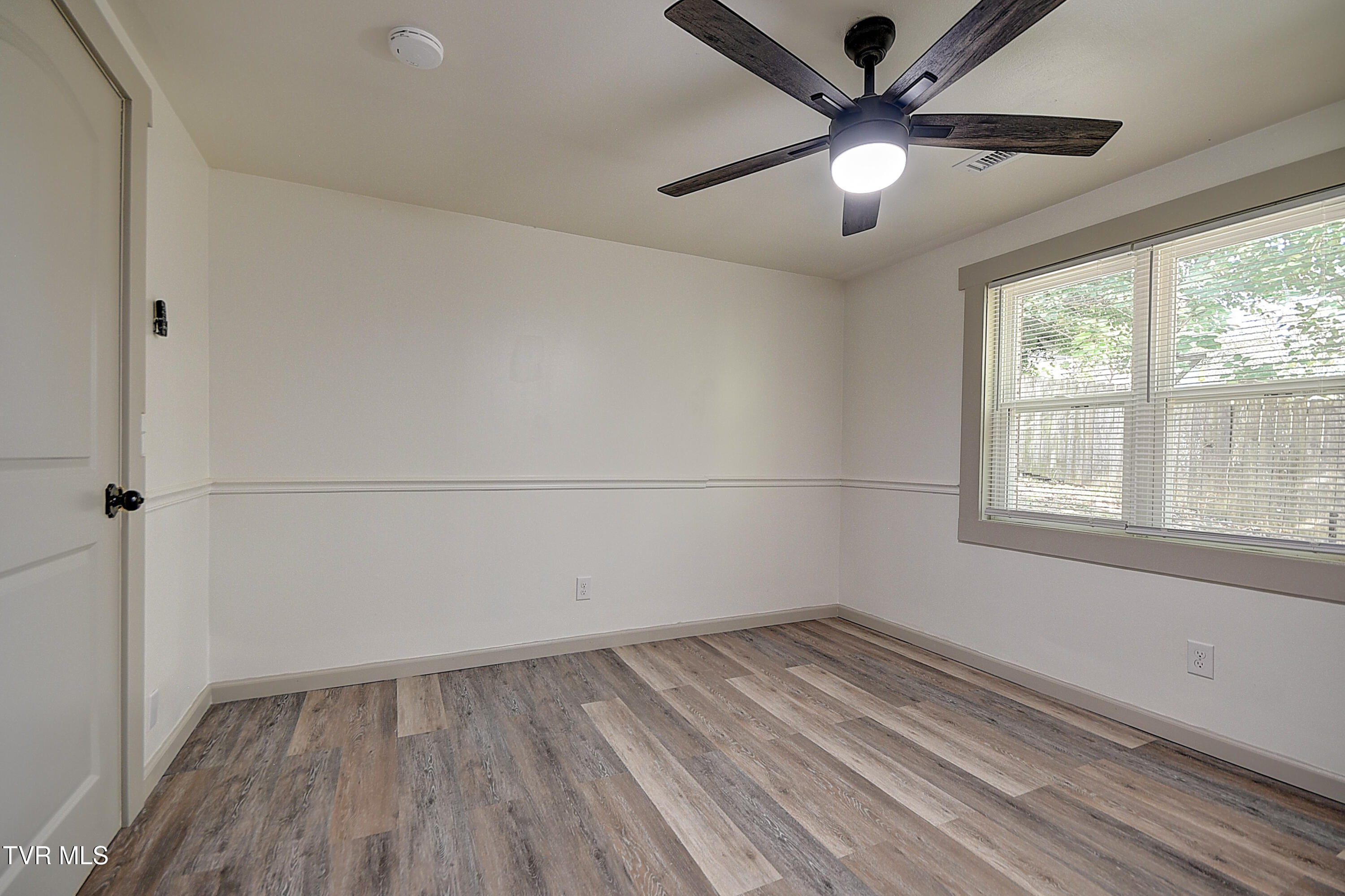 205 Chadwell Road Kingsport, TN 37660 - Photo 20 of 38 20-print-205 Chadwell CP-17