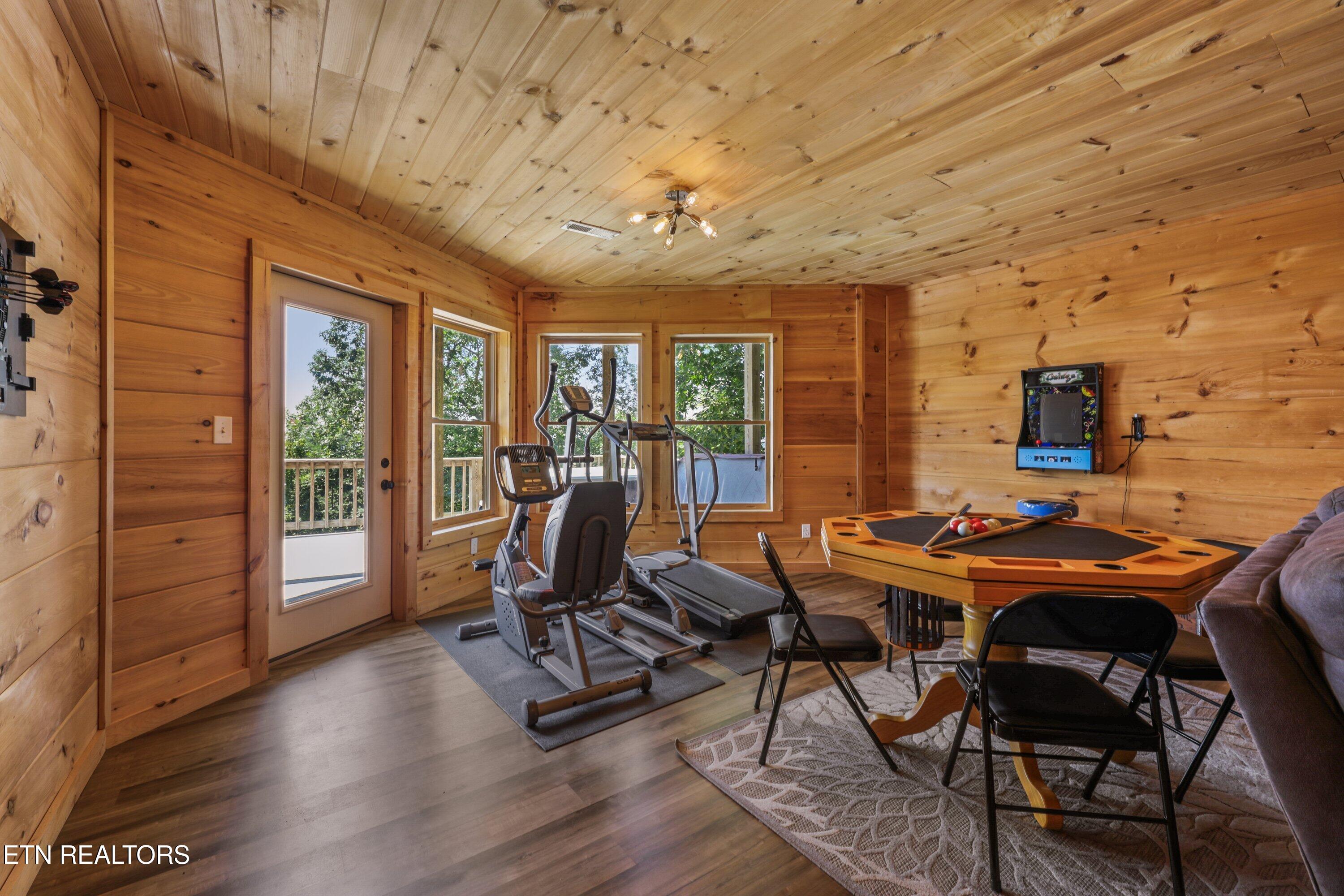 689 Shell Mountain Road Sevierville, TN 37876 - Photo 41 of 52 689 Shell Mountain Rd34