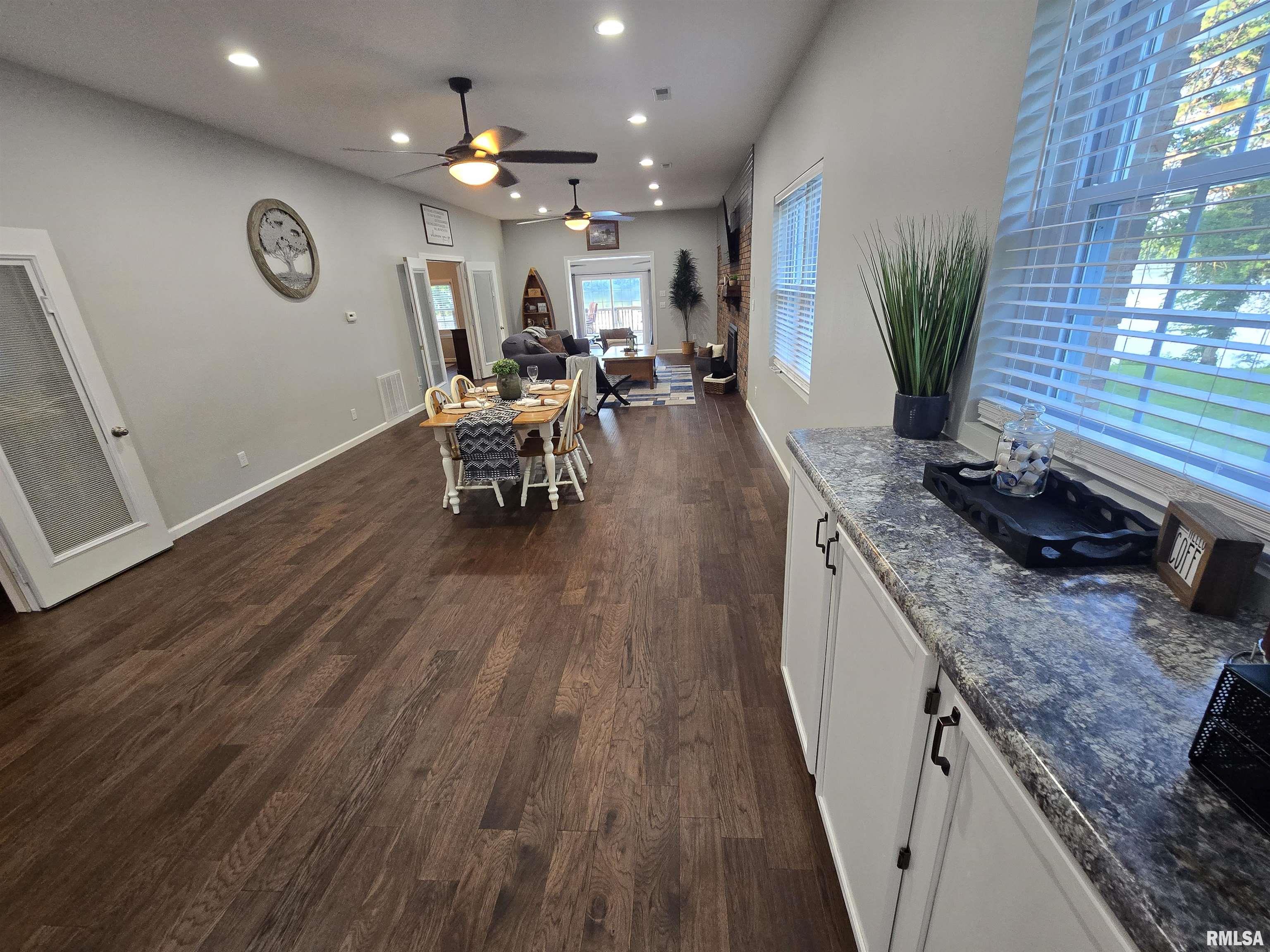 1640 Club House Road Centralia, IL 62801 - Photo 15 of 92 Gallery Image 15