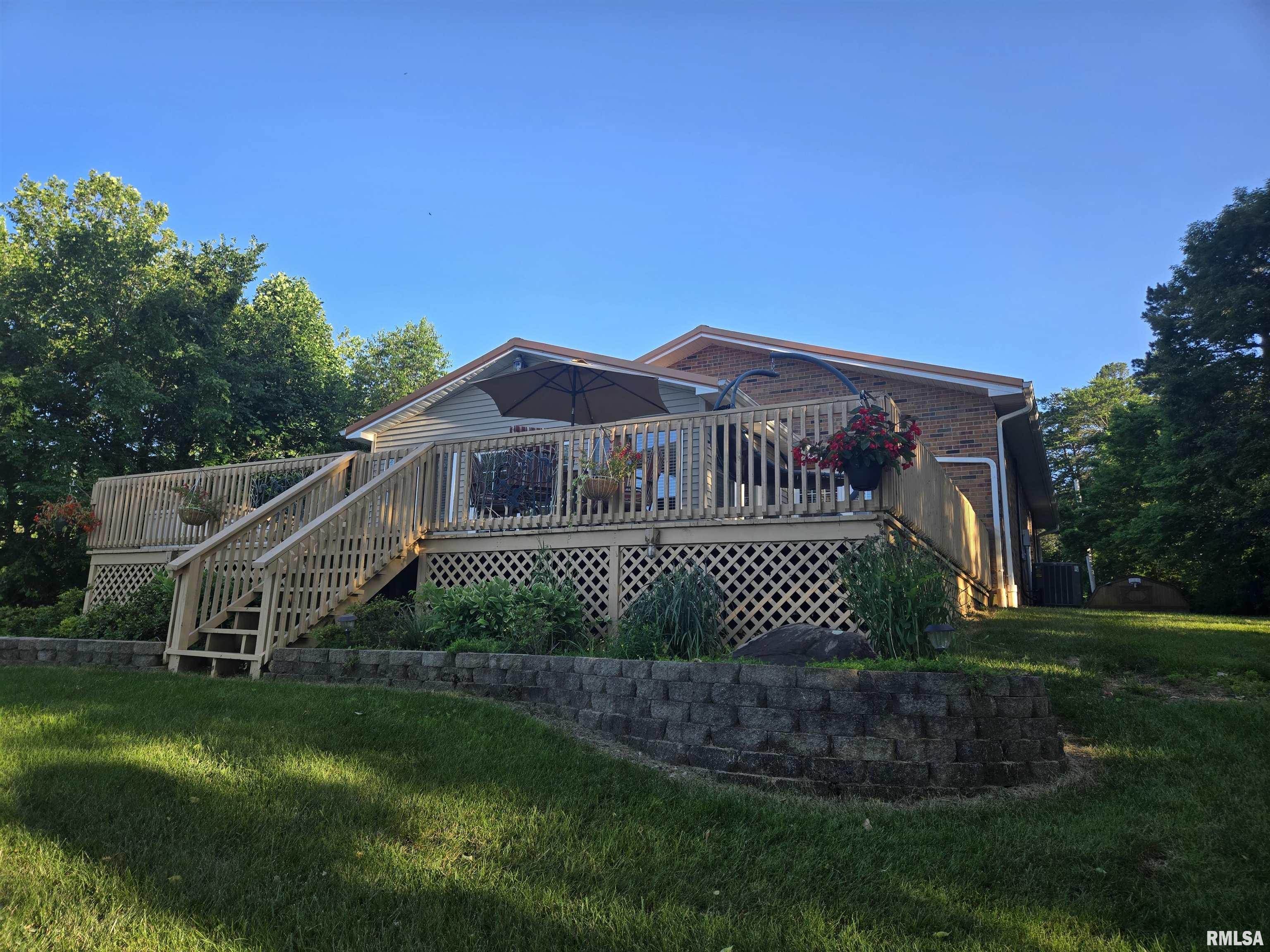 1640 Club House Road Centralia, IL 62801 - Photo 4 of 92 Gallery Image 4