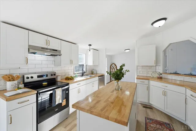 $199,900 | 73 Hunters Ridge, Danville, VA 24540