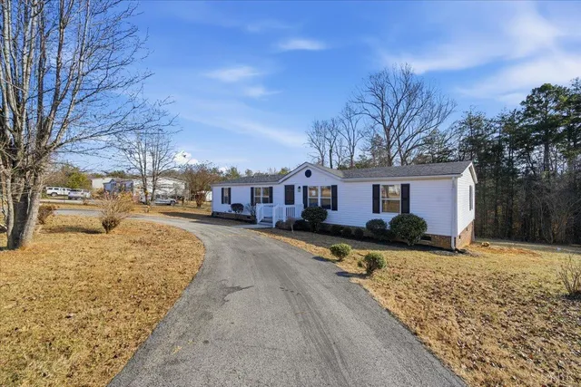 $199,900 | 73 Hunters Ridge, Danville, VA 24540