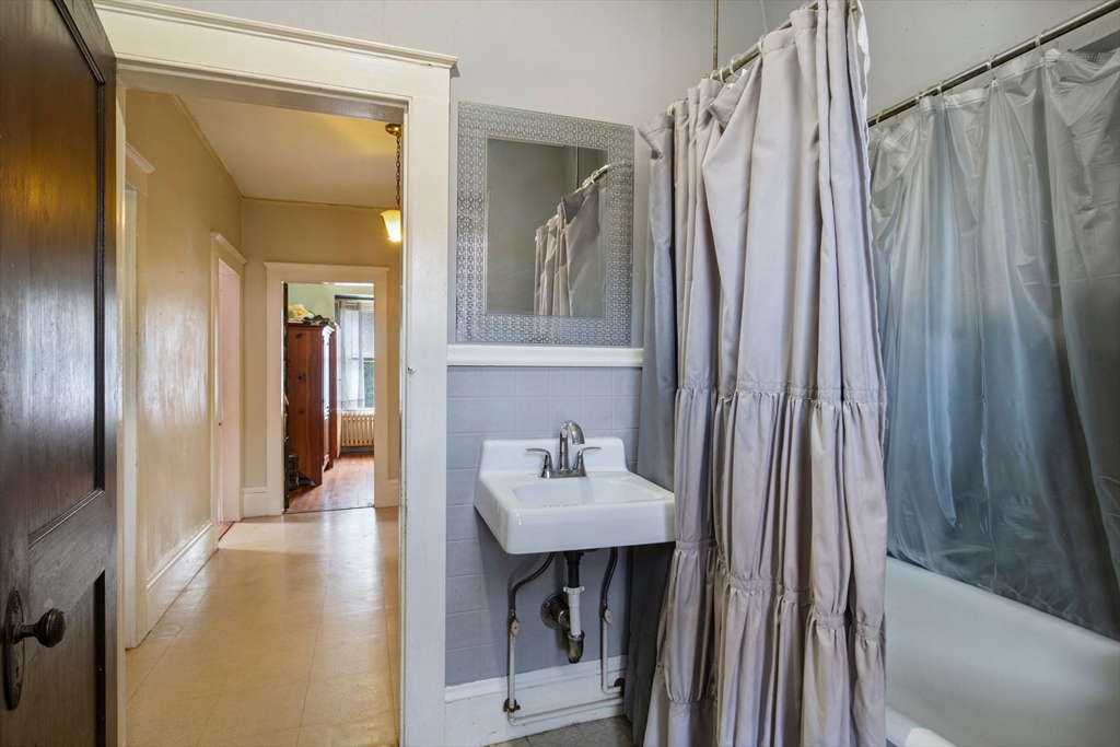 22 Porter Street Lynn, MA 01902 - Photo 15 of 29