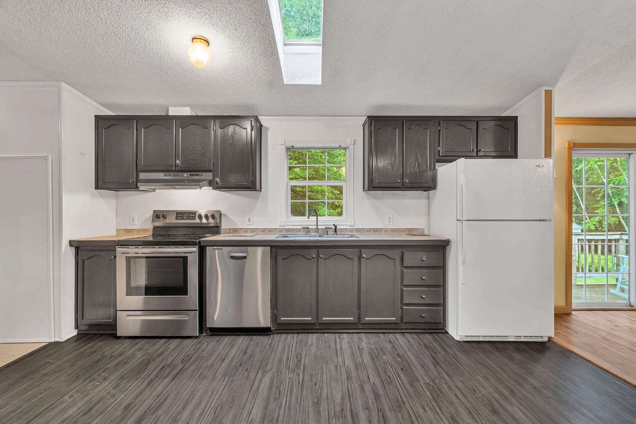 135 Ridgewood Drive Warren, ME 04864 - Photo 18 of 60
