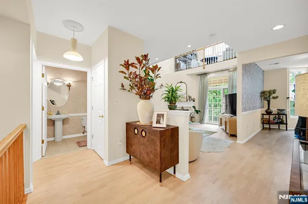 $768,000 | 717 Regal Boulevard, Livingston, NJ 07039