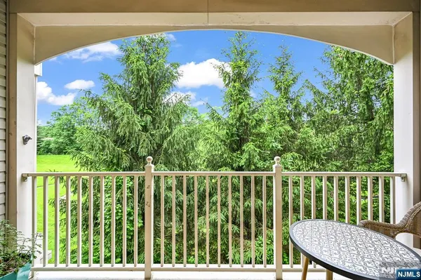 $768,000 | 717 Regal Boulevard, Livingston, NJ 07039