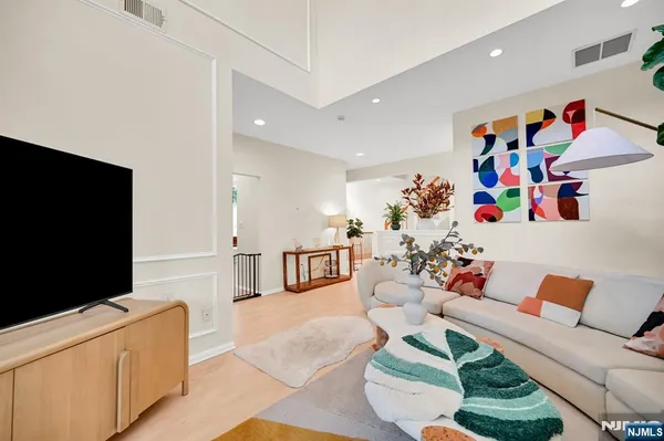 $768,000 | 717 Regal Boulevard, Livingston, NJ 07039