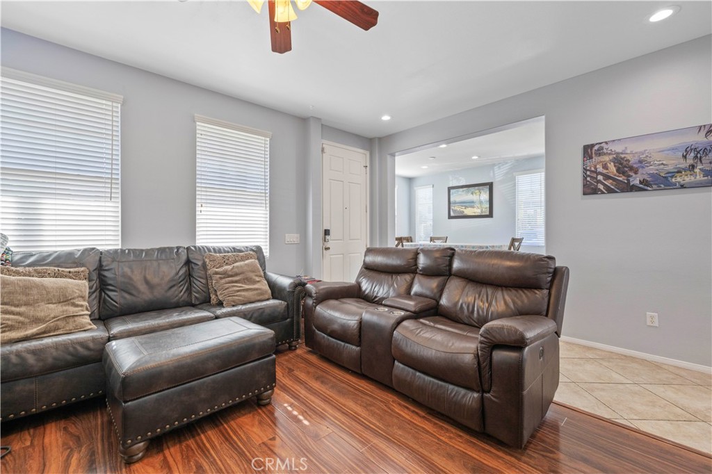 29013 Mirada Circulo Valencia, CA 91354 - Photo 22 of 53 living room 3