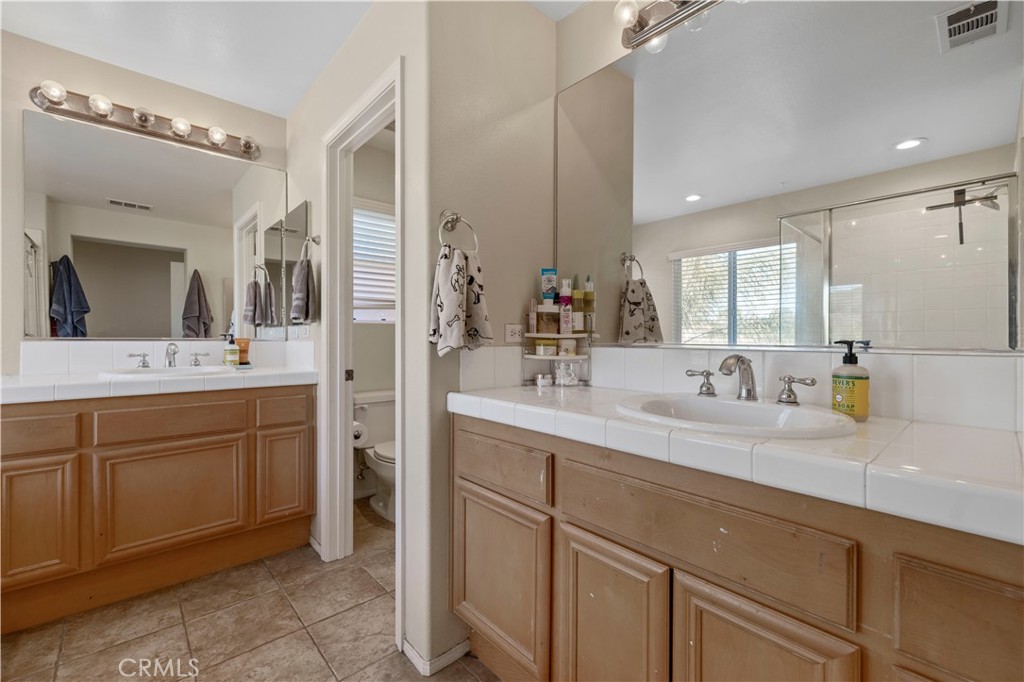 29013 Mirada Circulo Valencia, CA 91354 - Photo 33 of 53 primary bath 1