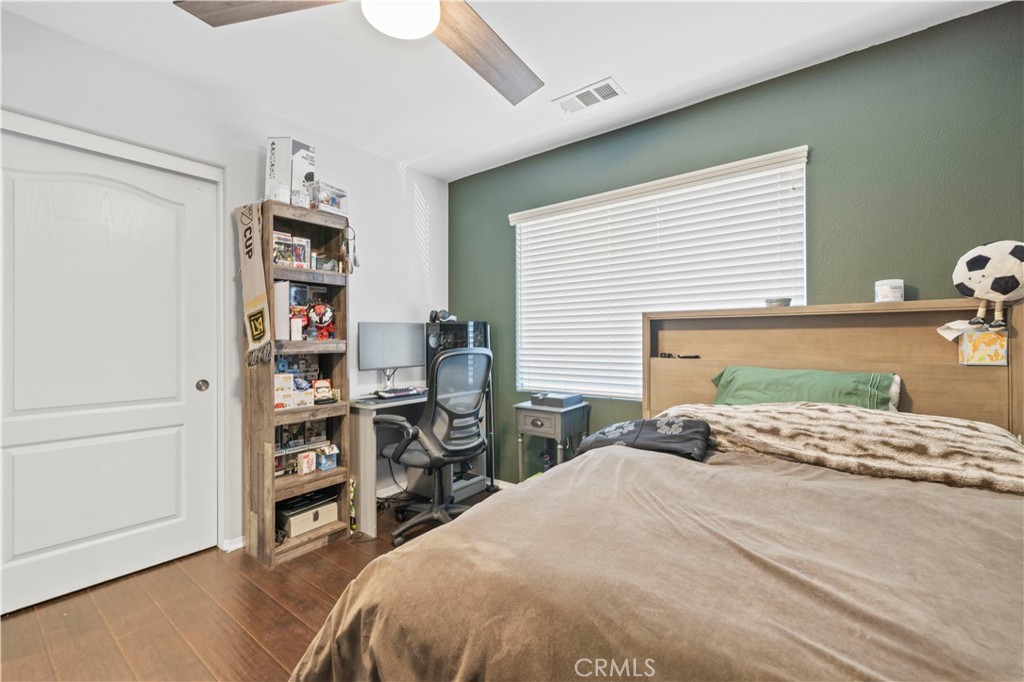 29013 Mirada Circulo Valencia, CA 91354 - Photo 36 of 53 bed 1