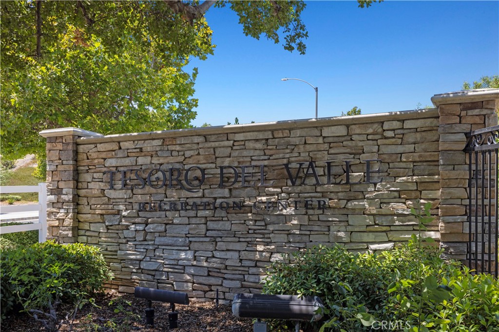 29013 Mirada Circulo Valencia, CA 91354 - Photo 43 of 53