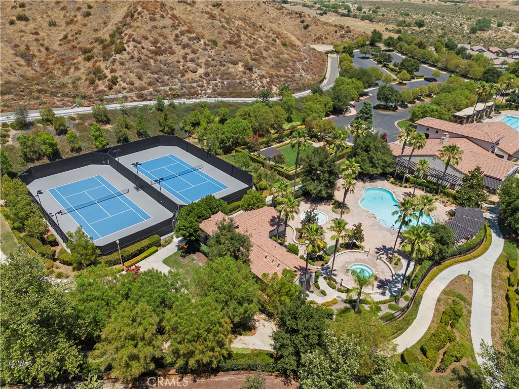 29013 Mirada Circulo Valencia, CA 91354 - Photo 49 of 53 community 2