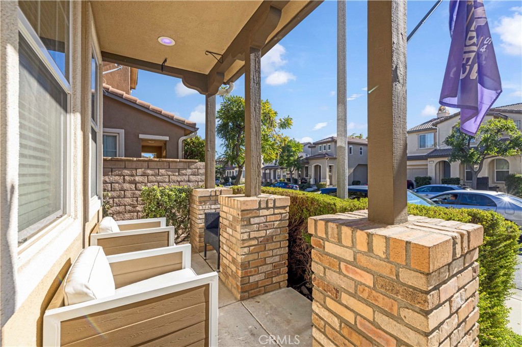 29013 Mirada Circulo Valencia, CA 91354 - Photo 5 of 53 Front porch