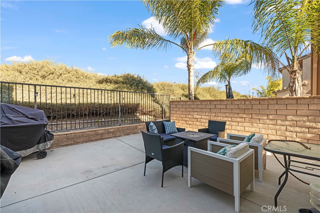 29013 Mirada Circulo Valencia, CA 91354 - Photo 9 of 53 Back 4