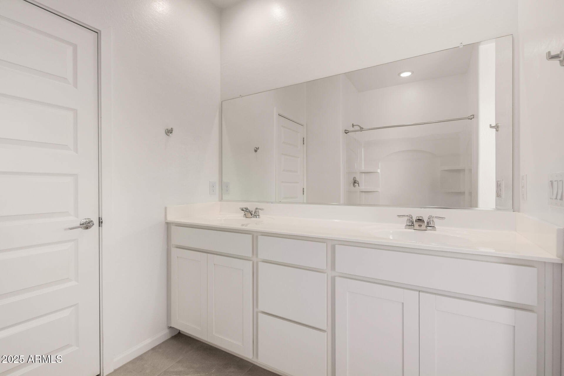 3048 East Riding Boot Way San Tan Valley, AZ 85140 - Photo 13 of 20 Primary Bathroom