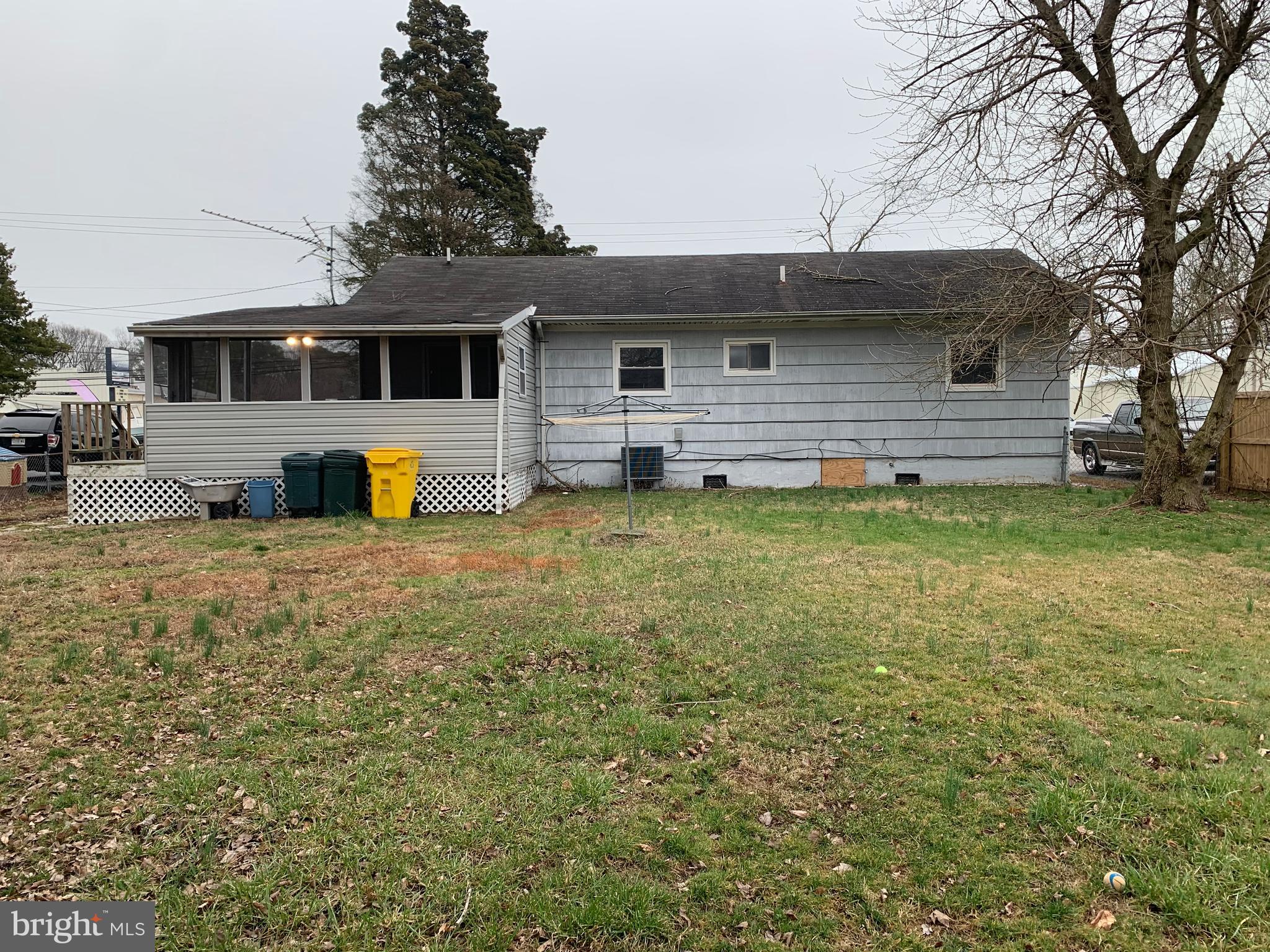 5866 Deale Churchton Road Deale, MD 20751 - Photo 22 of 26 a front view of house with yard